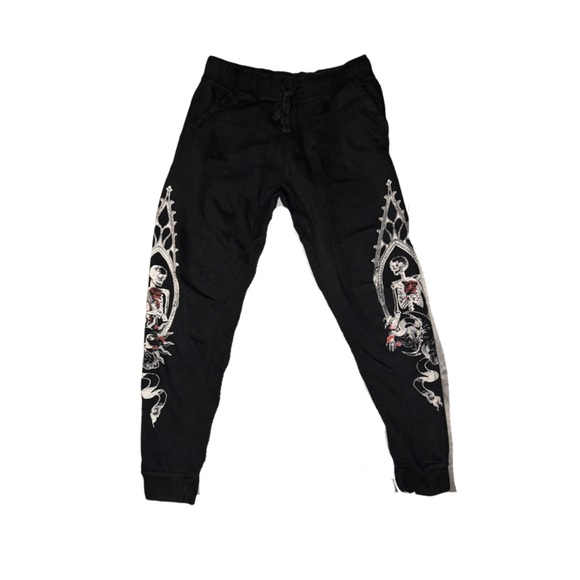 LIVE AND SINNERS JOGGER AND TEE BUNDLE - SIZE XL - Picture 2 of 9